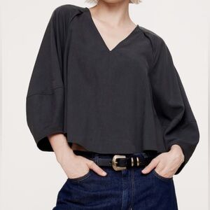 NWT banana republic tencel twill lantern sleeve crop blouse top v neck coal M